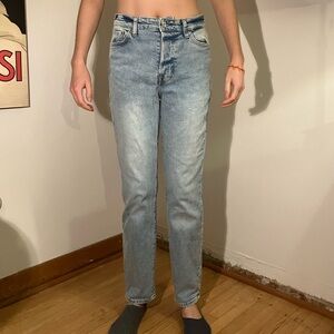 Mom jeans